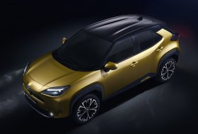 Pradėta prekyba visiškai nauju kompaktišku SUV – „Toyota Yaris Cross Hybrid“