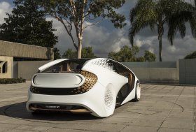 Ateitis jau čia. TOYOTA pristatė naująjį ateities automobilį - TOYOTA Concept-i