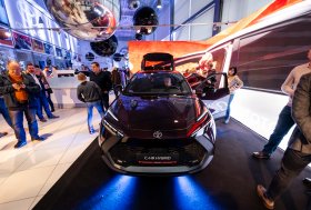 Pristatytas naujasis „Toyota C-HR“ modelis