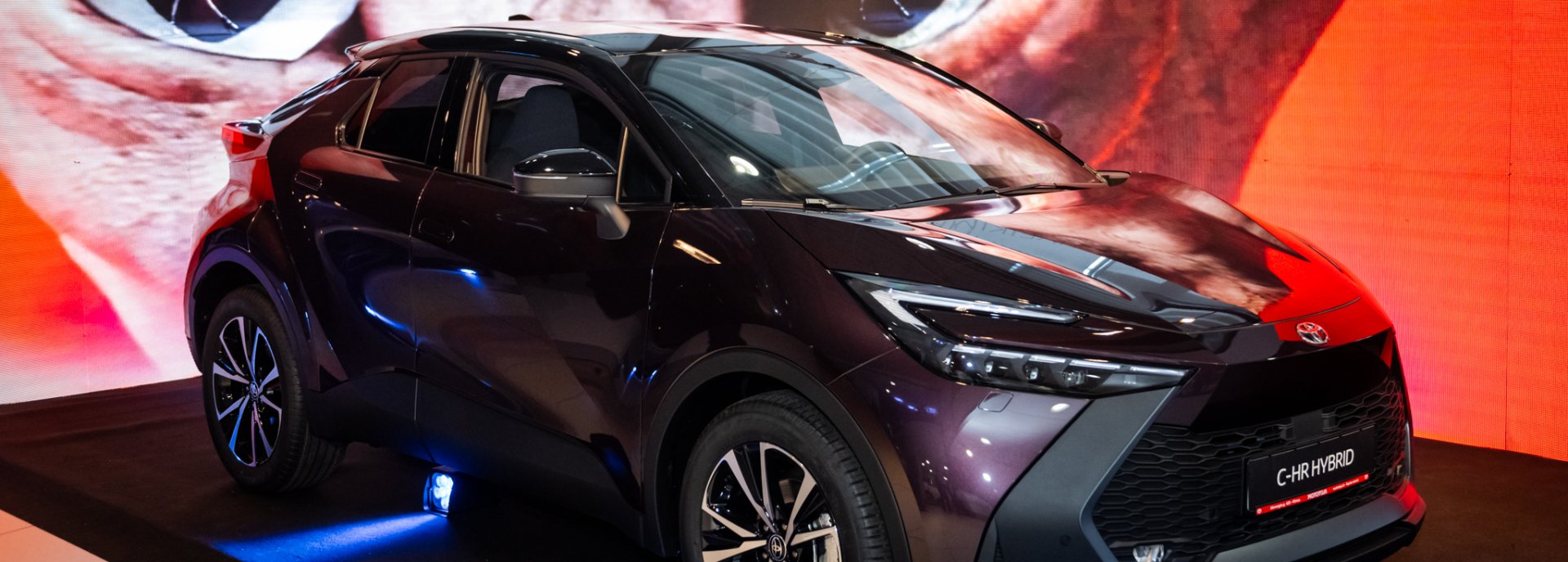 Pristatytas naujasis „Toyota C-HR“ modelis