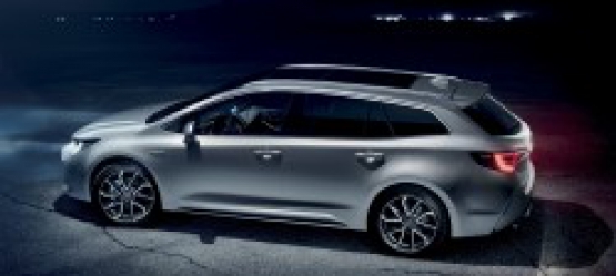 TOYOTA inovacijos Paryžiaus automobilių parodoje