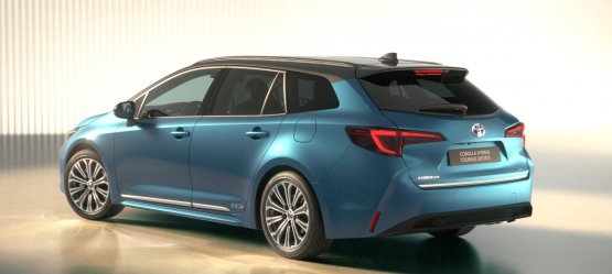 Toyota išskirtinėmis versijomis mini „Corolla“ 60-metį