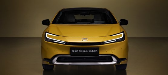 „Toyota“ atskleidė naujojo „Prius“ įkraunamojo hibrido kainą Lietuvoje ir pradėjo rezervavimą internetu